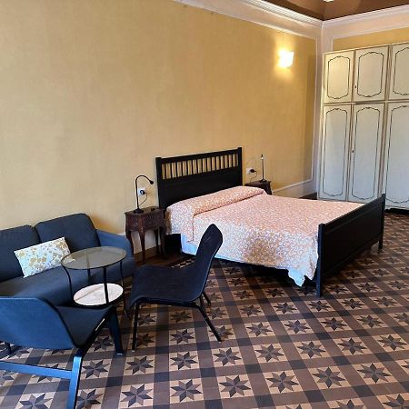 Casa Cavour Hotel Pontremoli Ngoại thất bức ảnh