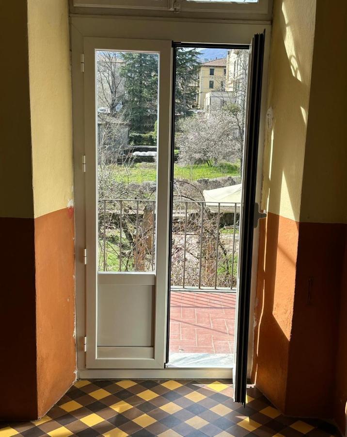 Casa Cavour Hotel Pontremoli Ngoại thất bức ảnh